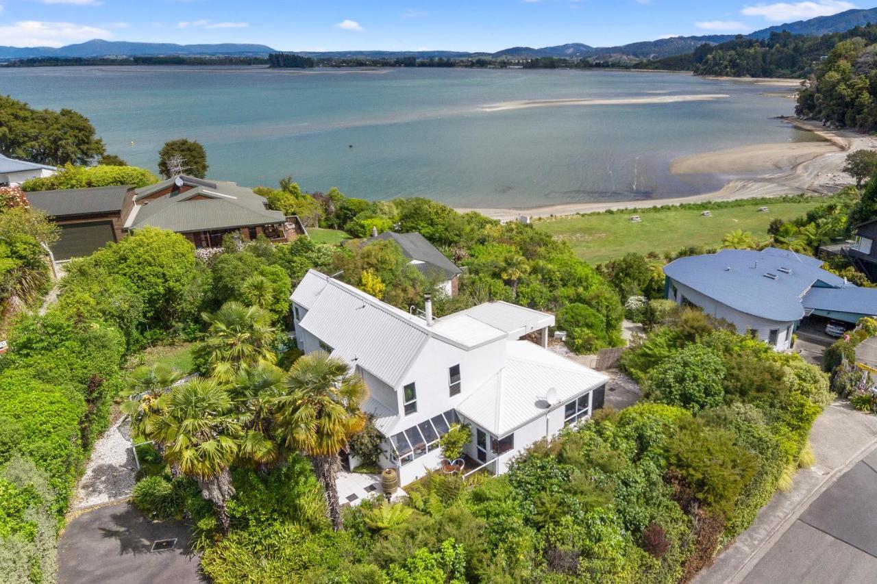 Beach Front:Palms-On-The-Beach.Kaiteriteri. Bagian luar foto